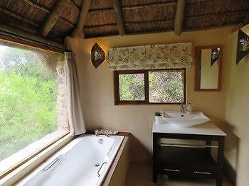 Woodbury Lodge Amakhala Game Reserve Exterior photo